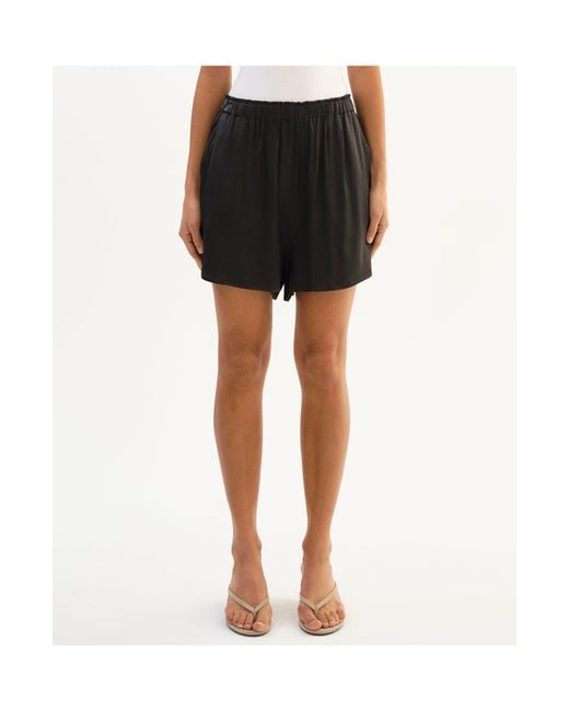 Lamarque Black Lizzie