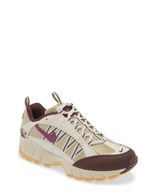 Nike White Air Humara Trail Running Shoe for men