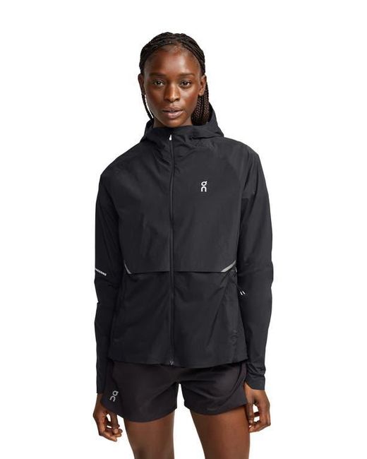 On Shoes Black Core Hooded Packable Running Jacket
