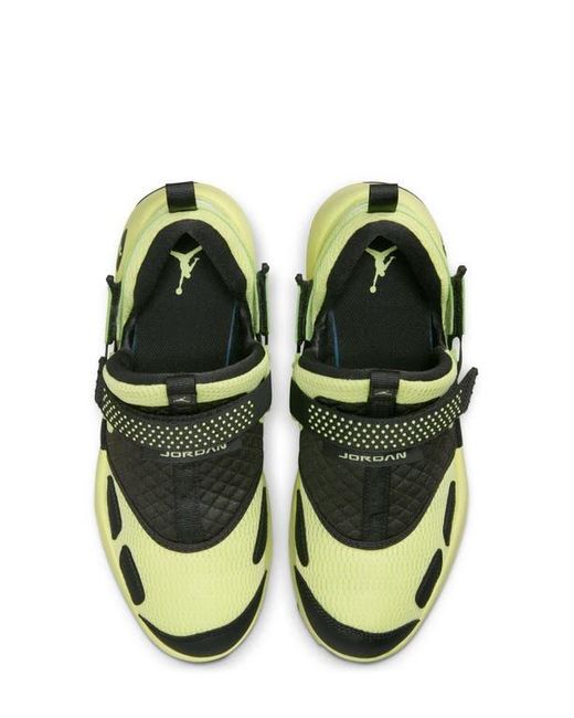 Nike Green Trunner Lx Sneaker