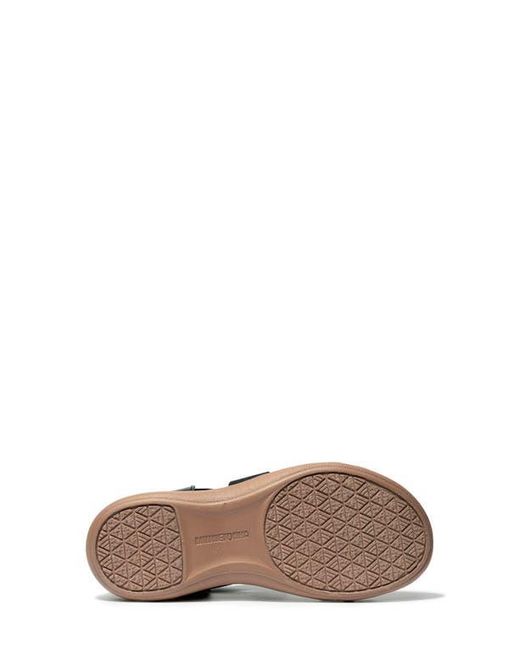 Minnetonka Natural Brida Sandal