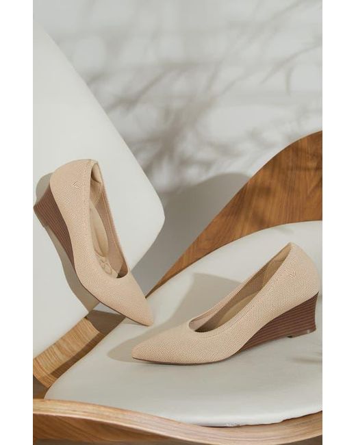 VIVAIA Natural Pointed-Toe Wedge