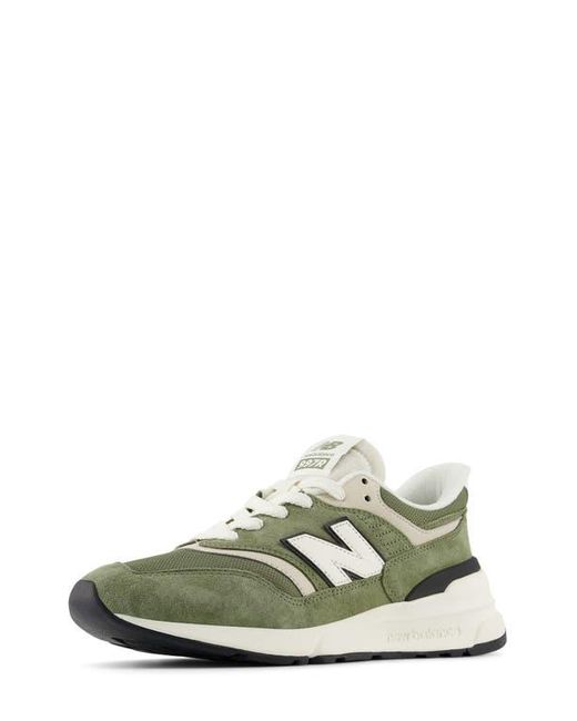 New Balance Green Gender Inclusive 997R Sneaker