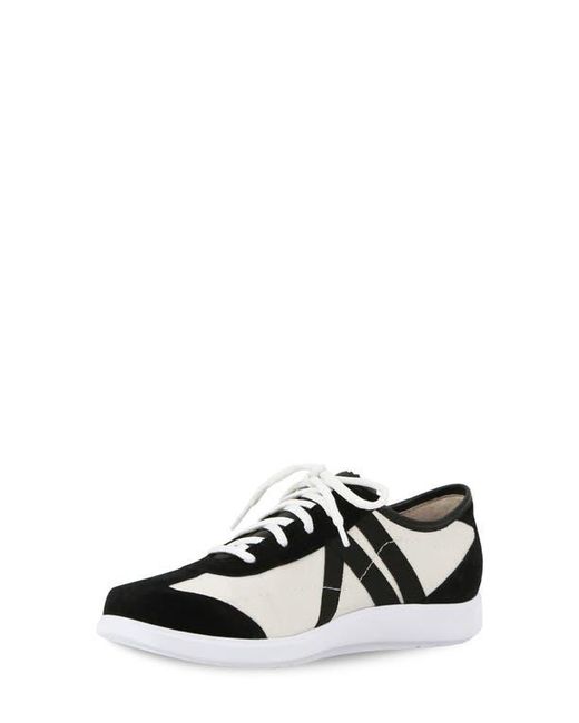 Munro Black Clemens Sneaker
