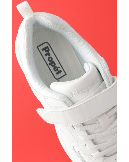 Propet White Lifewalker Flex Sneaker