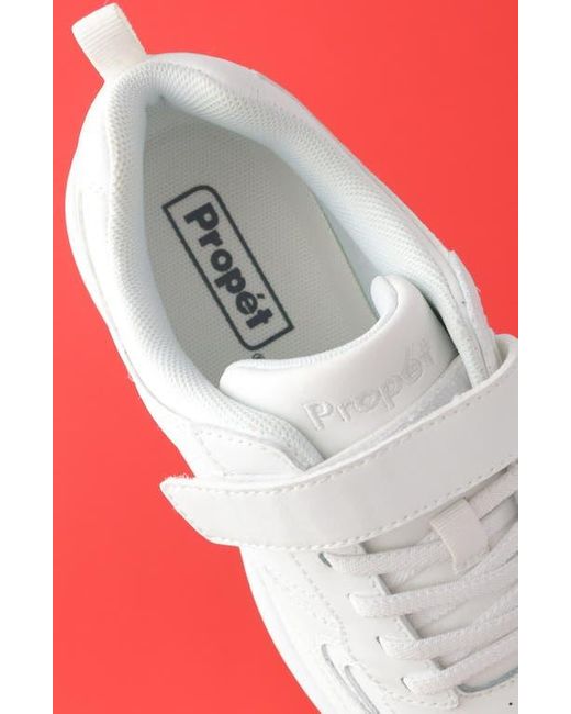 Propet White Lifewalker Flex Sneaker