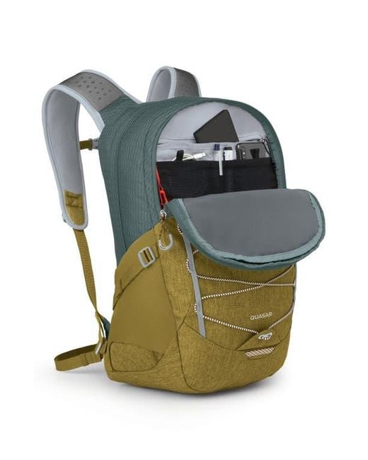Osprey Green Quasar 26-Liter Backpack for men