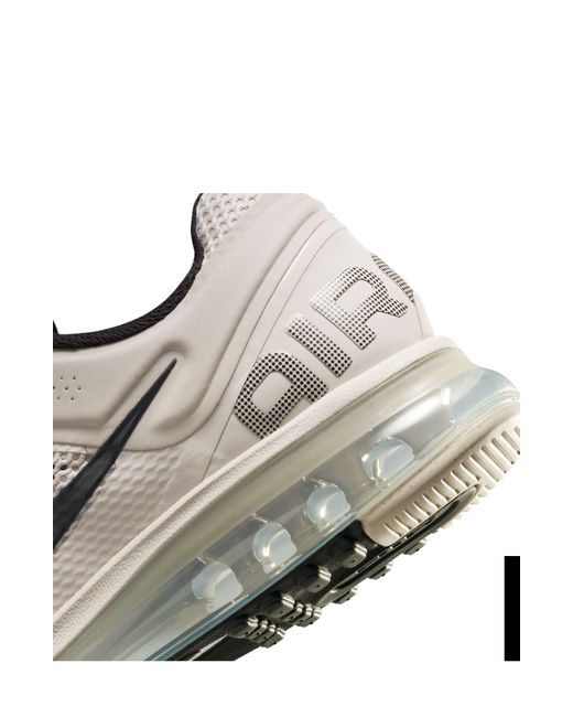 Nike White Air Max 2013 Sneaker for men