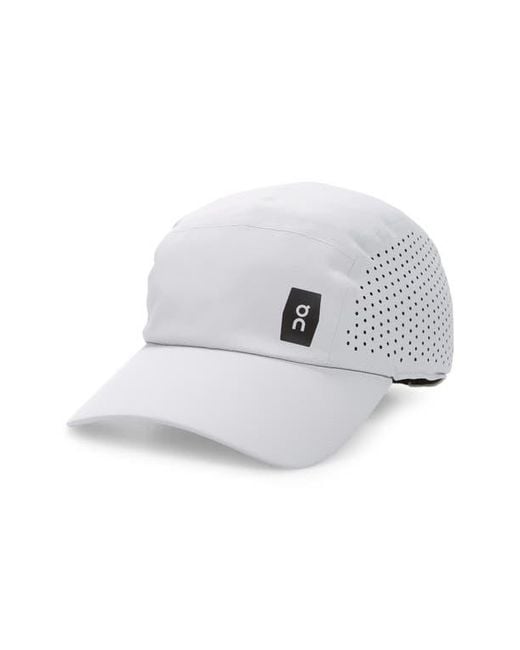 On Shoes White Lightweight Running Cap for men