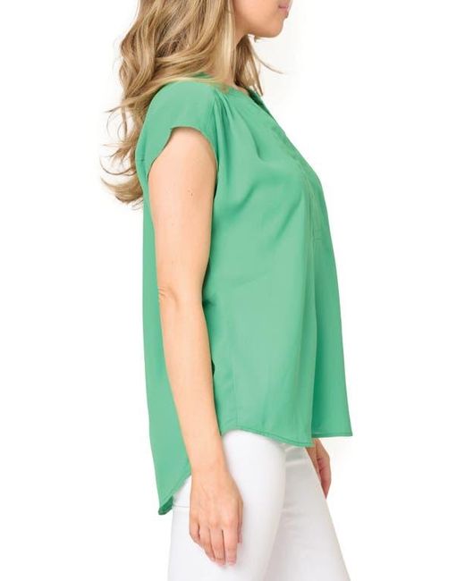 Gibsonlook Green Floral Print Split Neck Top