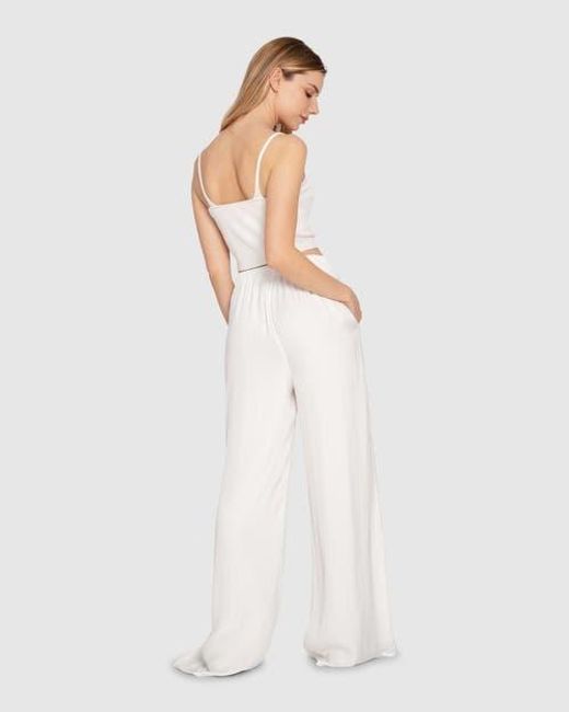 Belle & Bloom White Everywhere All