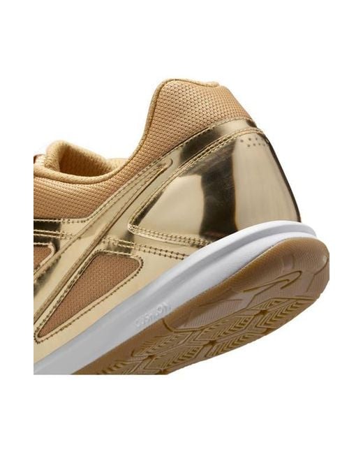 Nike Multicolor Gato Lv8 Soccer Sneaker for men