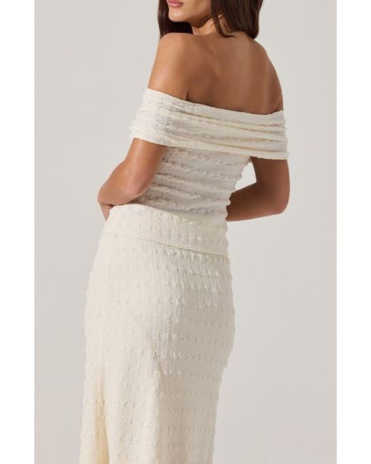 Astr Natural Off The Shoulder Textured Knit Top