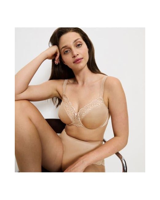Triumph Natural Ladyform Soft Minimizer Bra
