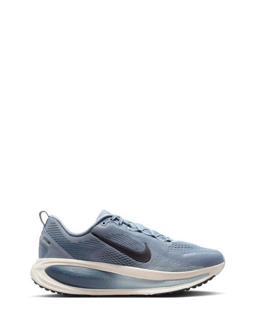 Nike Blue Vomero 18 Running Shoe for men