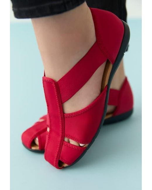Comfortview Red The Cheryl Stretch Neoprene Flat
