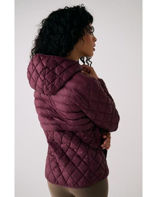 Lolë Red The Base Packable Insulated Hooded Jacket