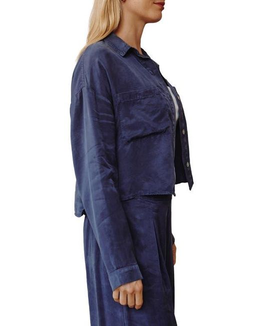 Bella Dahl Blue Inverted Pleat Crop Button-Up Shirt