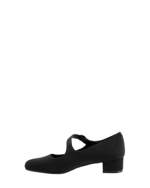 Trotters Black Desna Pump