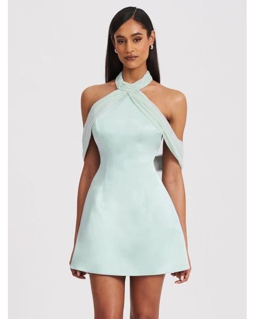 Miss Circle White Zafrina Halter Off-Shoulder Backless Mini Dress