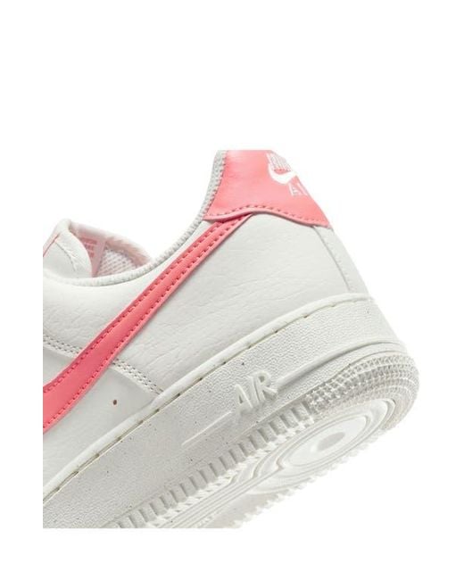 Nike Pink Air Force 1 '07 Se Sneaker