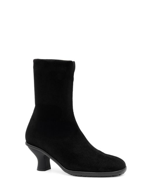 Amalfi by Rangoni Black Barry Bootie