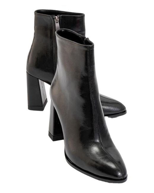 Prologue Shoes Black Jewel High Heel Boot