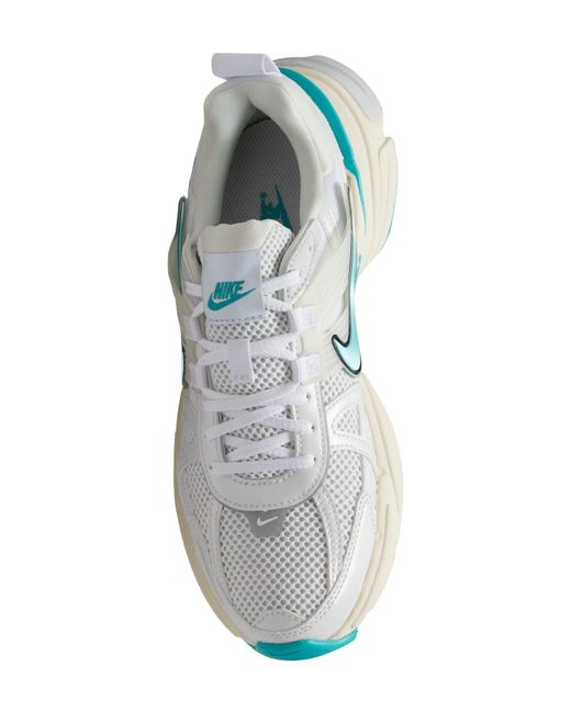 Nike White V2k Run Sneaker