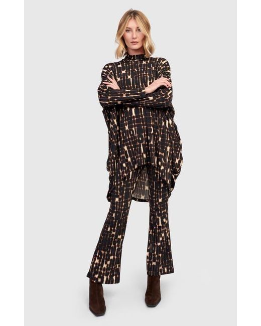 Alembika Black Apollo Flare Pants