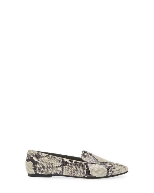 Chocolat Blu Gray Pointed Toe Embossed Leather Loafers