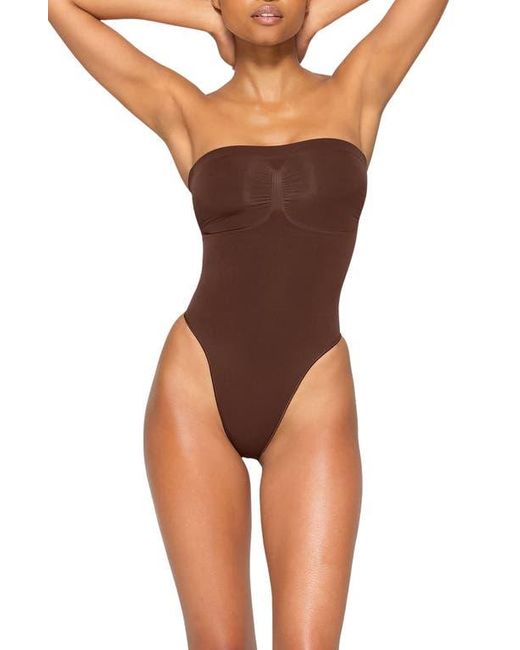 Skims Brown Seamless Sculpt Strapless Bodysuit