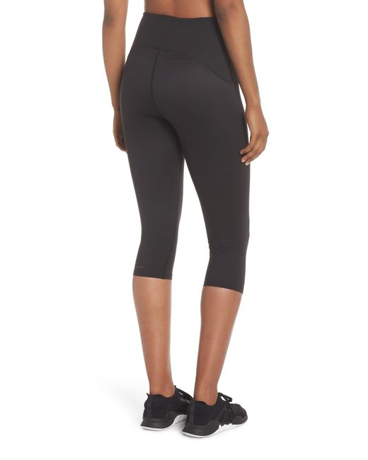 Spanx Spanx Active Kneelength Leggings in Black Lyst