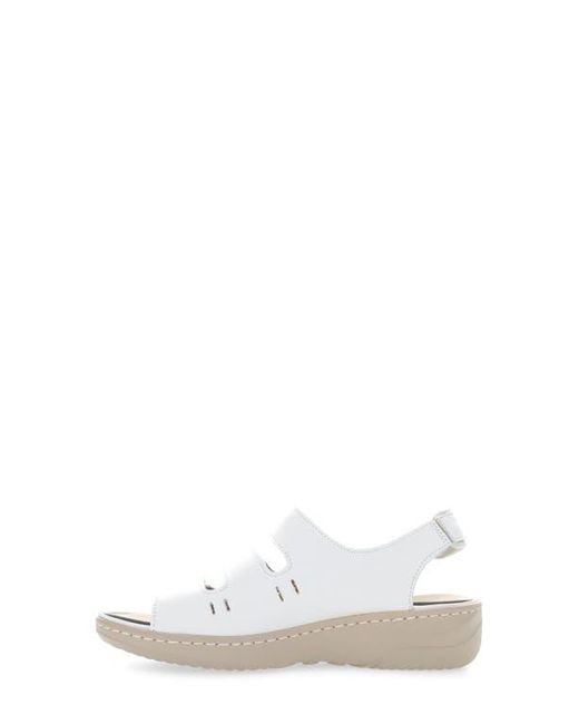 Propet White Breezy Walker Sandal