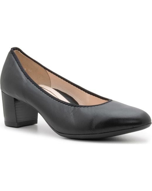 Ara Black Kendall Pump