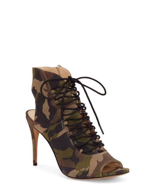 Vince camuto store chiane