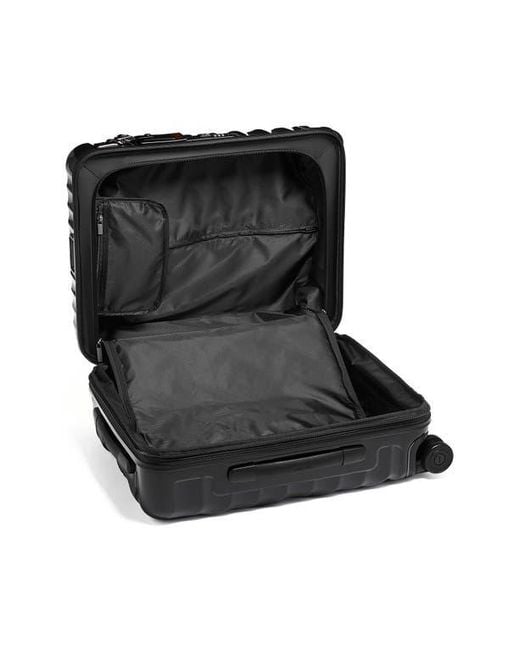 Tumi Black 19 Degree 22-Inch Expandable Spinner Carry-On for men