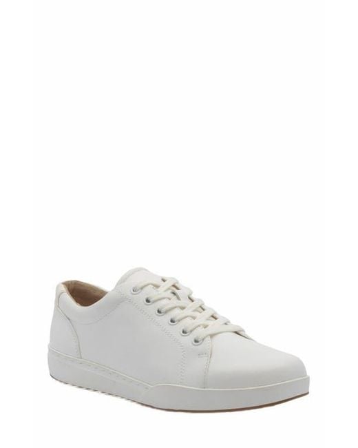 ABEO White Encore Sneaker