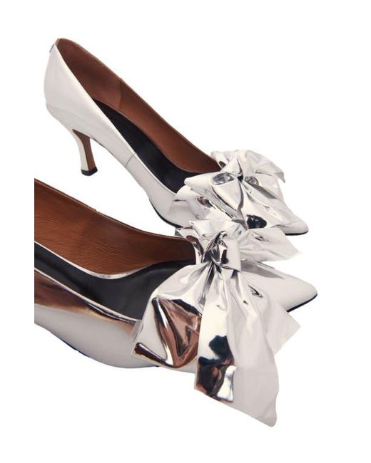 Maje White Leather Pumps With Bow Detail