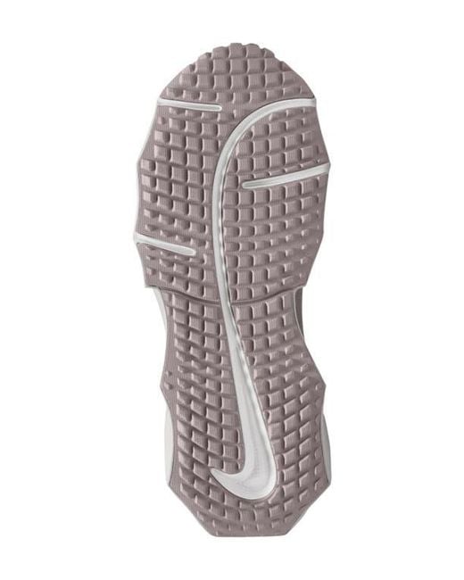 Nike Multicolor Aura Edge Sneaker