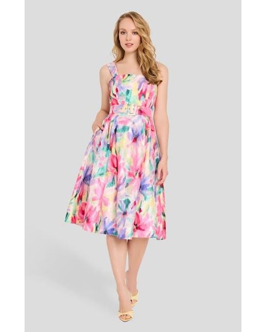 Tahari Print Crinkle Belted Fit & Flare Dress in Red | Lyst