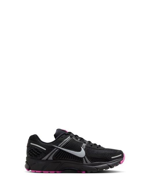 Nike Black Zoom Vomero 5 Sneaker for men