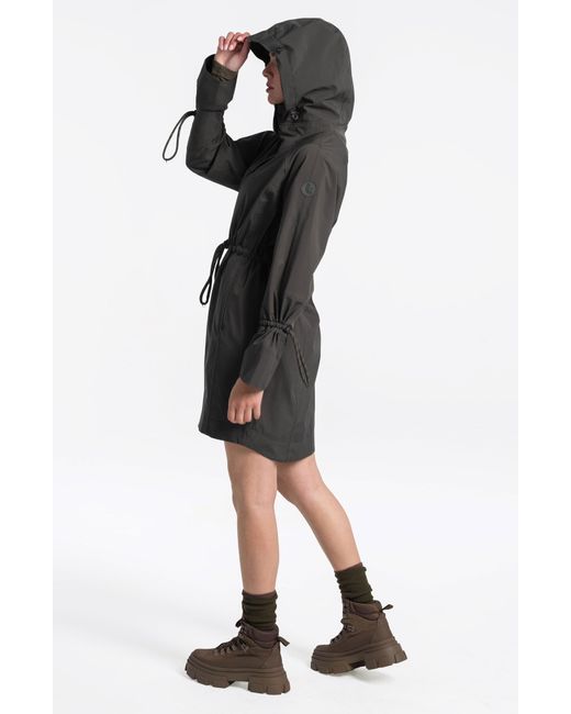 Lolë Black Piper Waterproof Oversize Rain Jacket