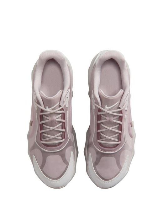 Nike Multicolor Aura Edge Sneaker