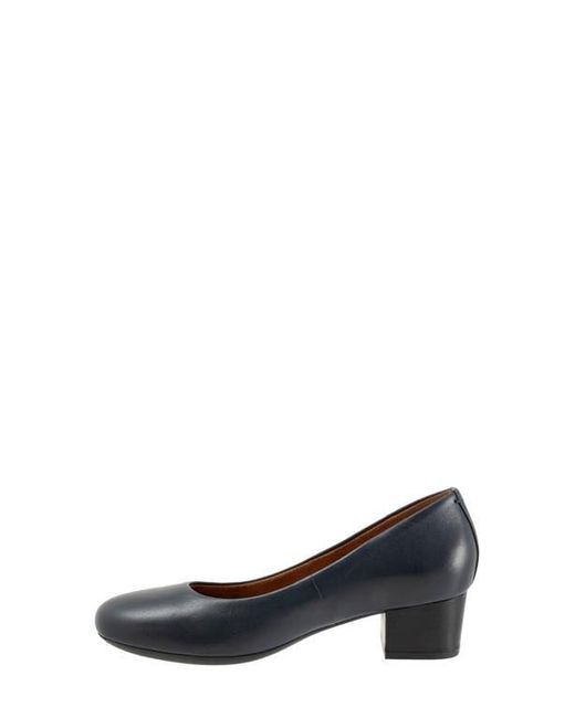 Softwalk® Blue Lynn Pump