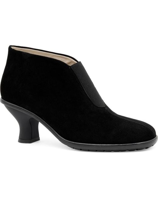 Amalfi by Rangoni Black Beverly Bootie