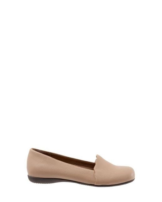 Trotters Natural Sage Flat