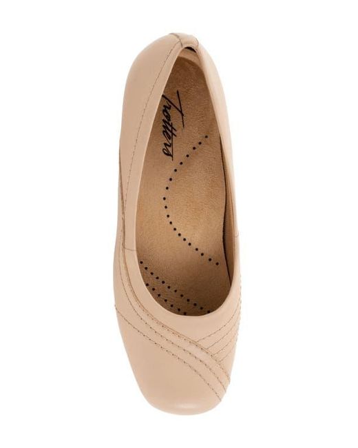 Trotters Natural Sasha Square Toe Flat