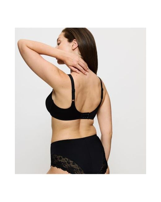 Triumph Black Ladyform Soft Minimizer Bra