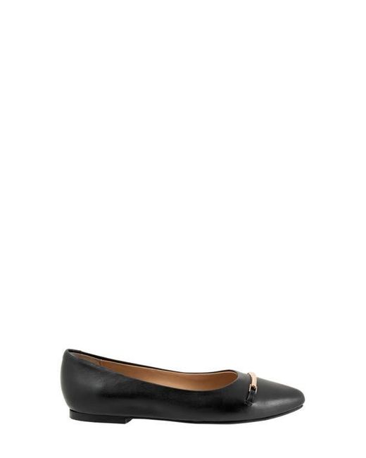 Trotters Black Everly Bit Flat