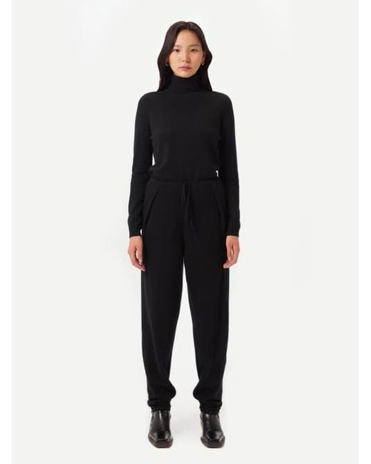 GOBI Mongolian Cashmere Black Tapered Jogger